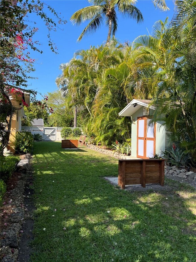 Building Photo - 8220 SW 162nd St