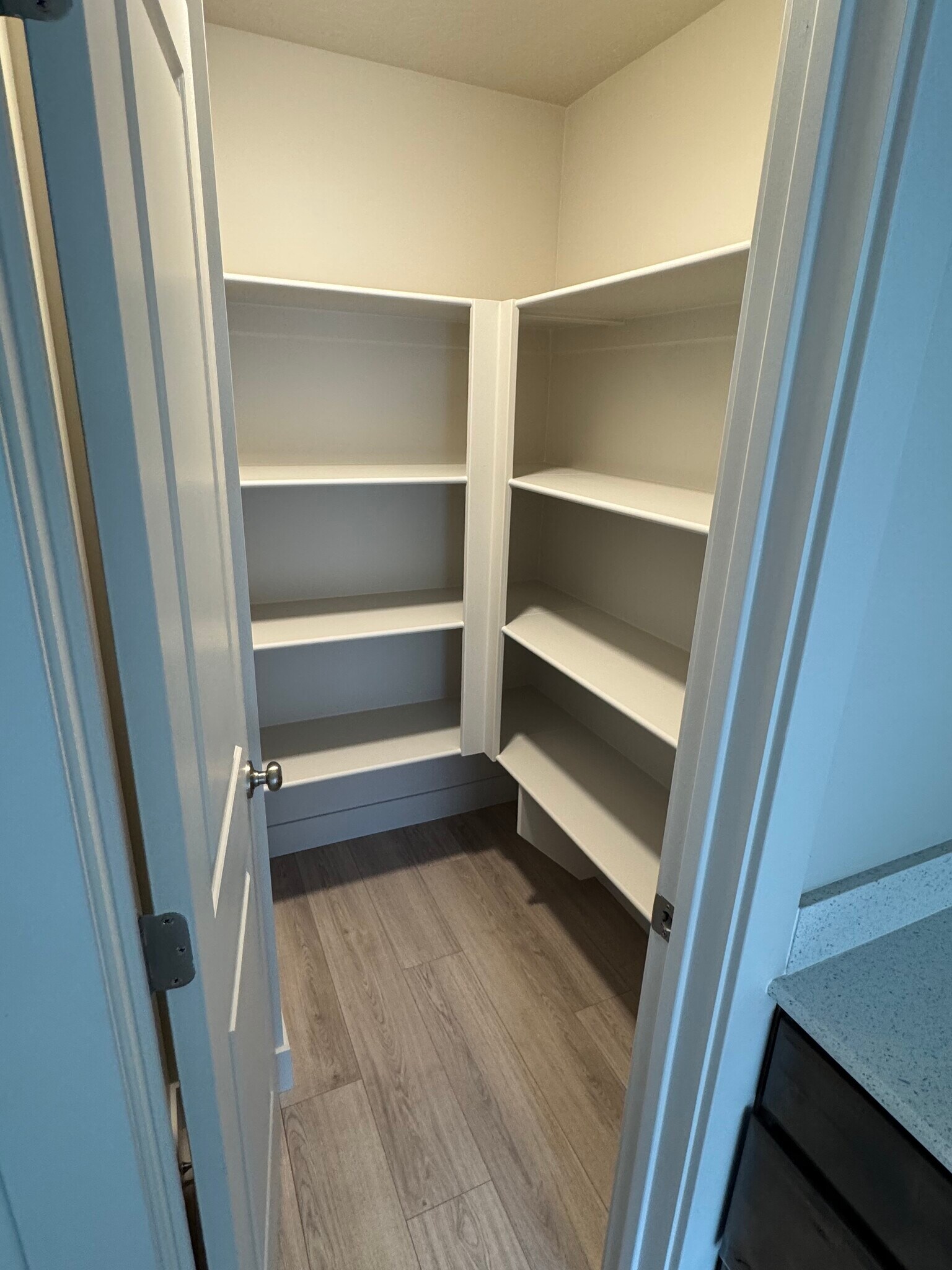 Building Photo - 4029 S Woodland Ave