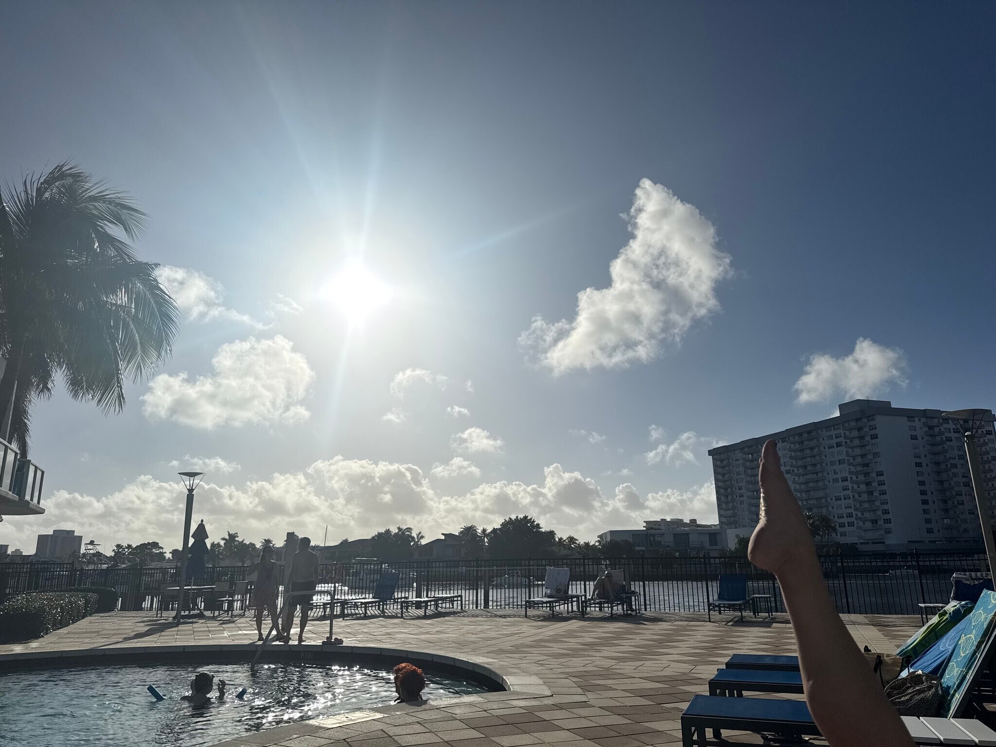 Building Photo - 1945 S Ocean Dr