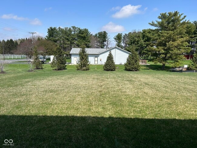 Building Photo - 990 Sunchaser Rd