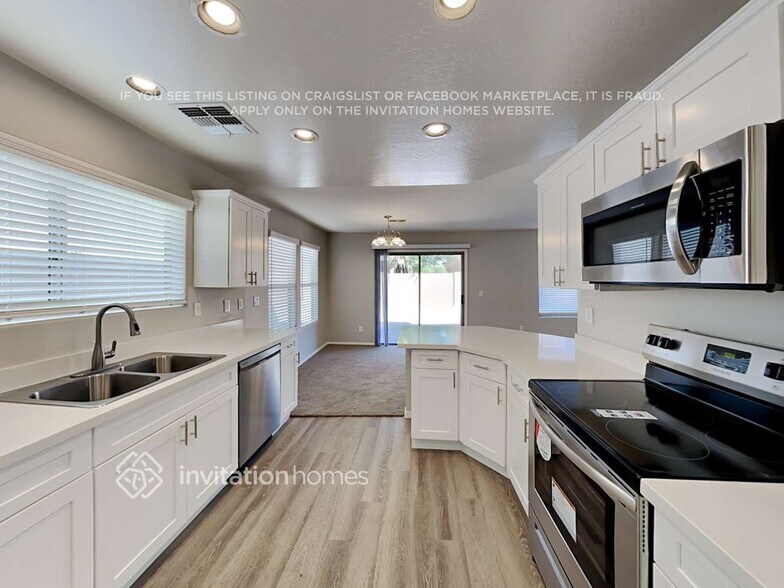 Building Photo - 40351 W Peggy Ct