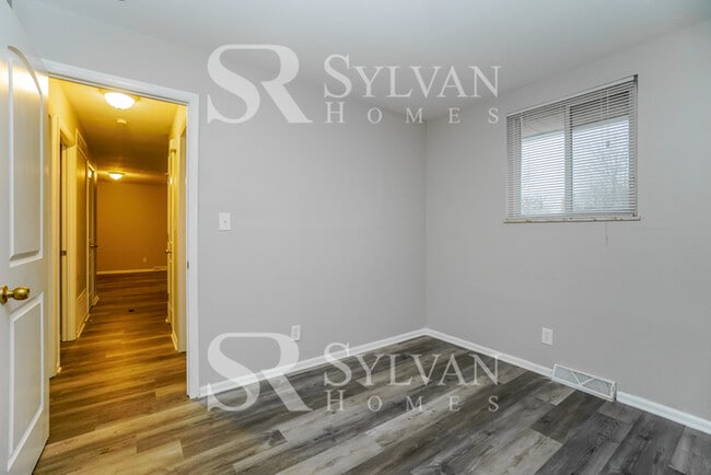 Building Photo - The Lifestyle You Deserve.