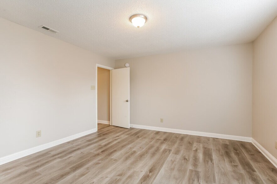 Building Photo - 8930 Orchid Bloom Pl