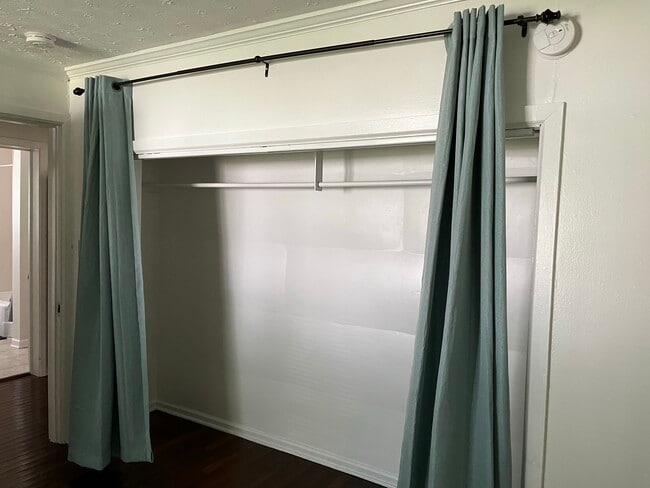 Building Photo - 123 S Jefferson St