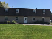 Building Photo - 807 Rainbow Dr