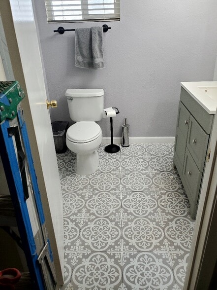 Building Photo - 1430 Clipperton Ave