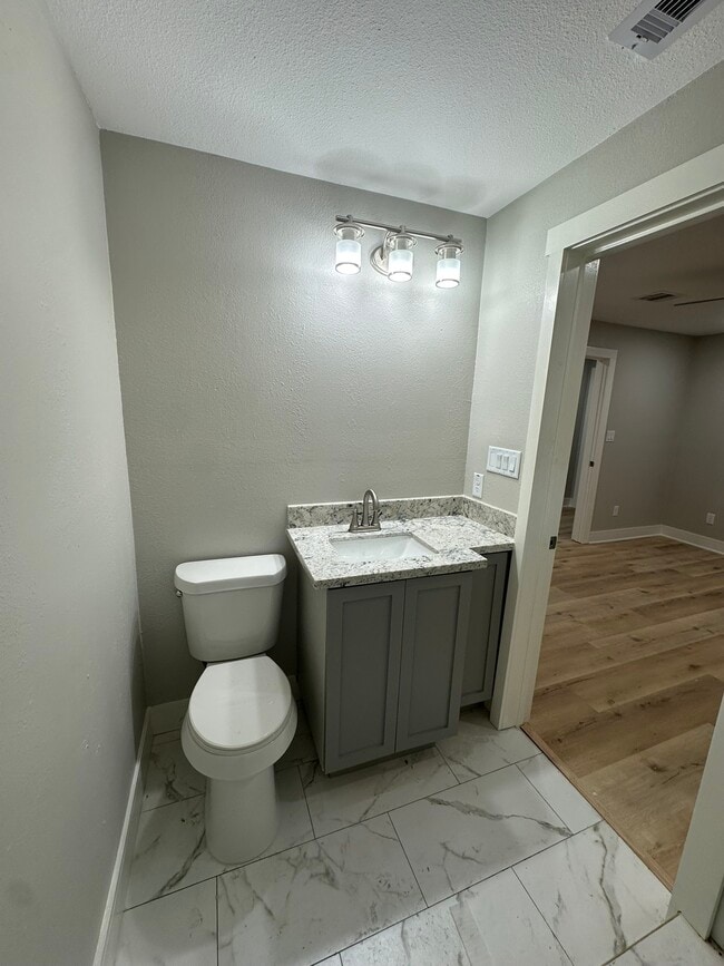 Building Photo - 8223 Wallis St