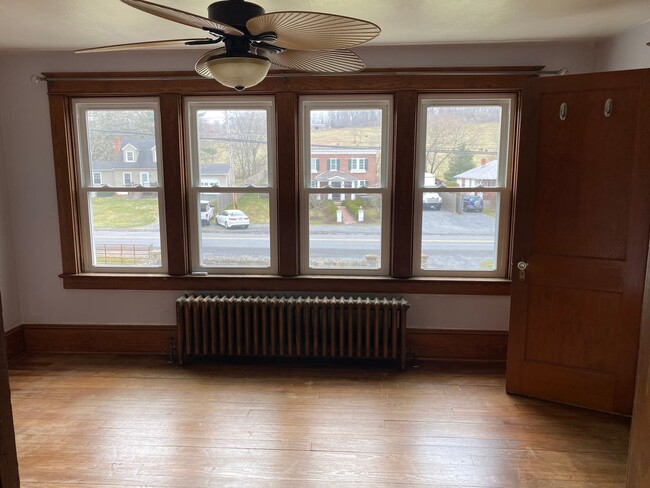 Building Photo - 308 Gainesboro Rd