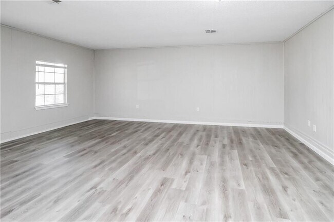 Building Photo - 217 Cherrywood Dr