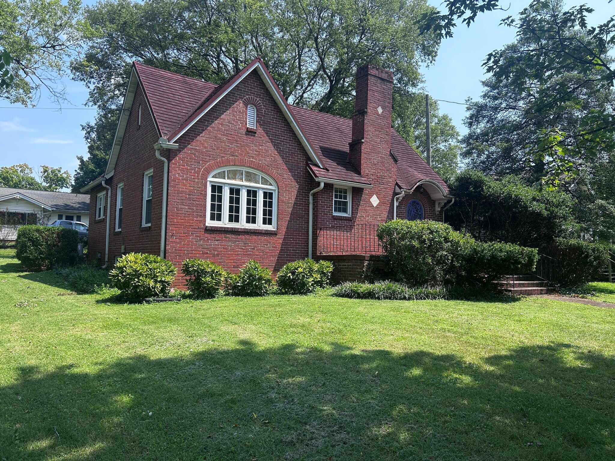 Building Photo - 3206 Sevier Ave