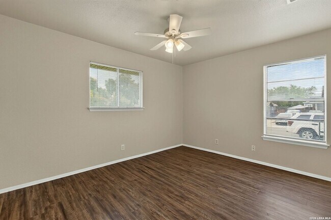 Building Photo - 602 Catalina Ave