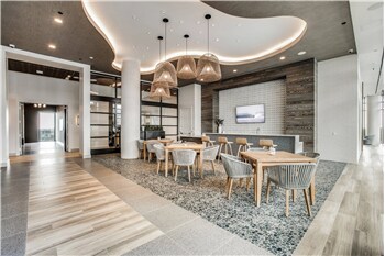 Building Photo - 9758 Katy Fwy