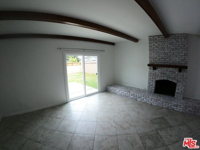 Building Photo - 5421 Hendricksen Dr