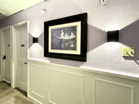 Building Photo - 2110 Melon St