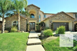 Building Photo - Beautiful 5Bd 4Bth With Award Winning Schools