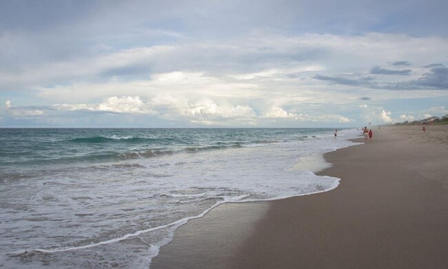 Building Photo - 1352 Westover St