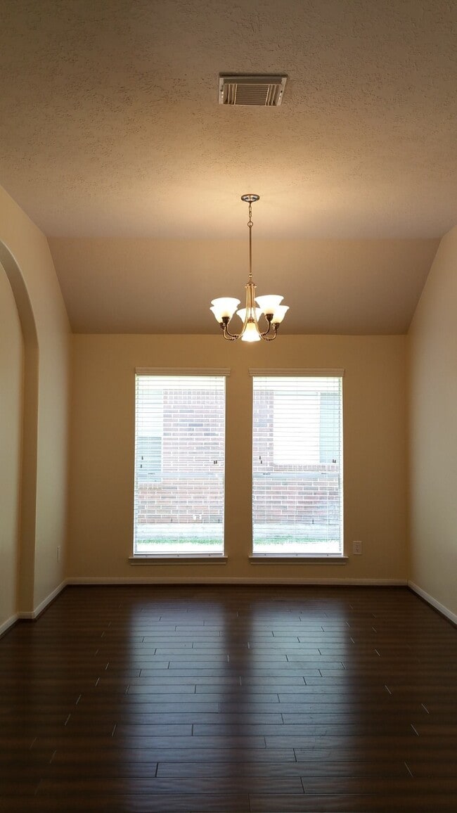 Building Photo - 11638 Peachwood Lake Dr