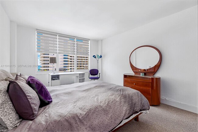 Building Photo - 5600 Collins Ave