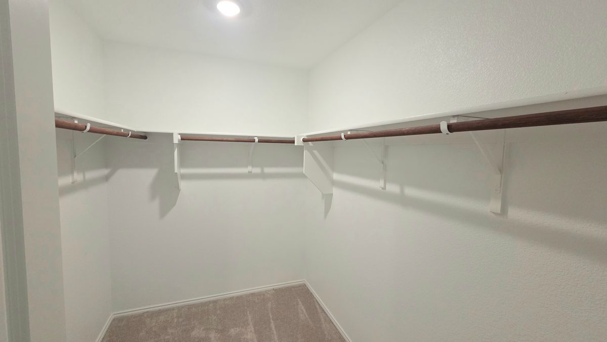 Building Photo - 1580 Forge Pond Ln