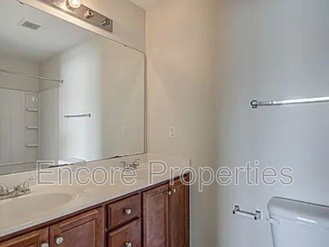 Building Photo - 4293 Youngstown Dr