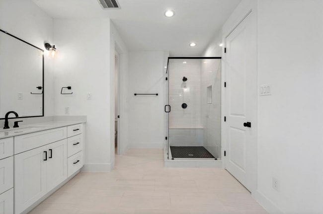 Building Photo - Brand new house in the Museum District wit...