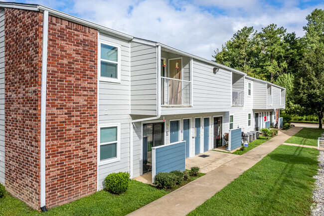 Building Photo - Mill Creek Apartments