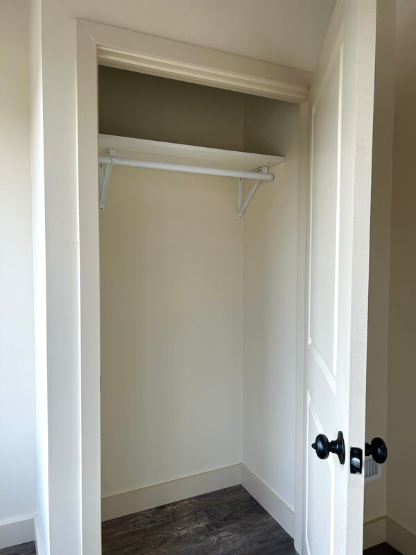 Building Photo - 2750 Broadway Ave