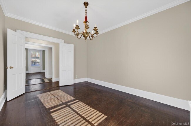 Building Photo - 4 Parkview Ter