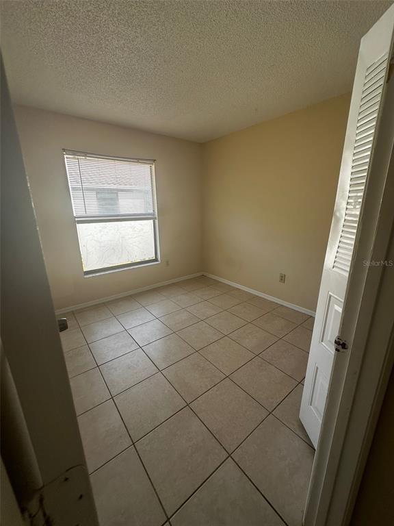 Building Photo - 1608 Long Ridge Ct