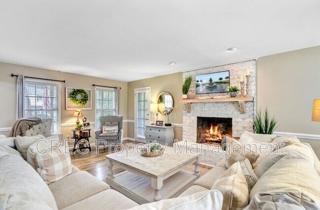 Building Photo - 109 Fort St