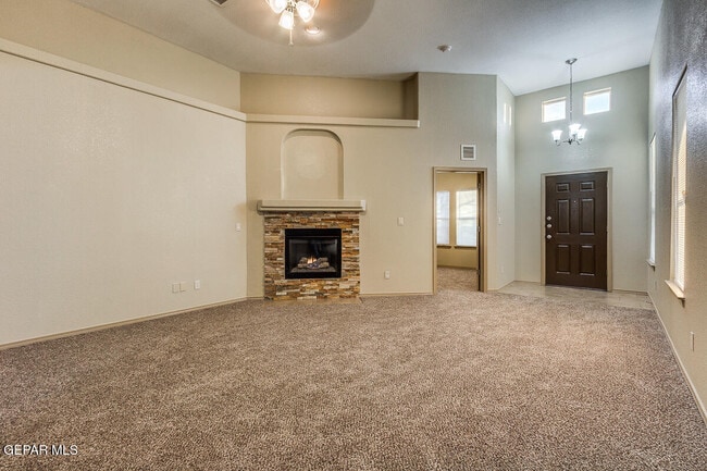 Building Photo - 14289 Desert Sky Dr