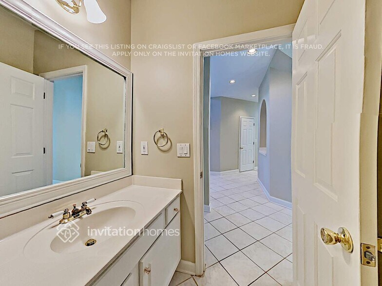Building Photo - 4305 Dorset Ln