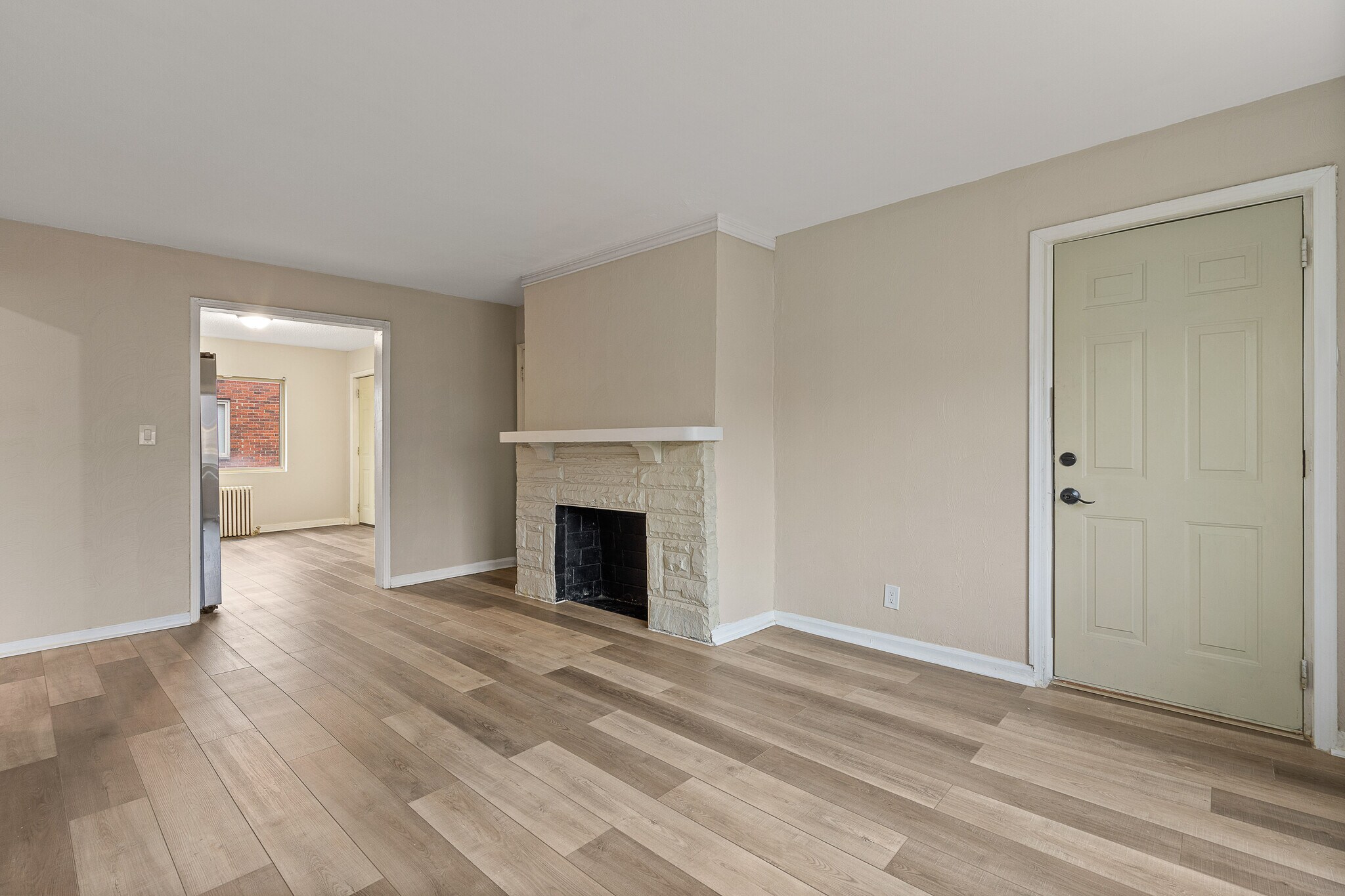 Building Photo - 602 Rockford Ave