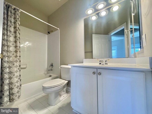 Building Photo - 3550 Tabard Ln