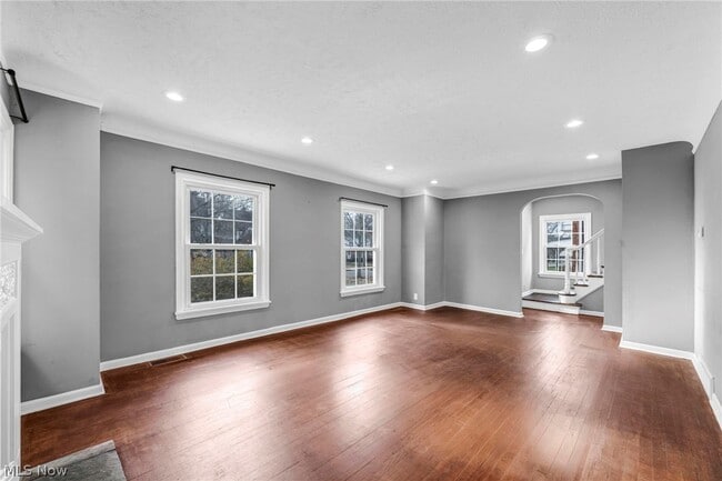 Building Photo - 16809 Scottsdale Blvd