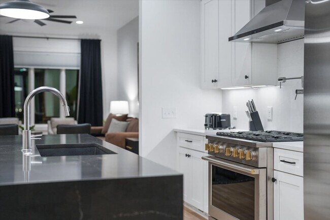 Building Photo - The Best Address in Germantown — Fully Furnished Executive Townhome, Move-In Ready | $8,995/Mo
