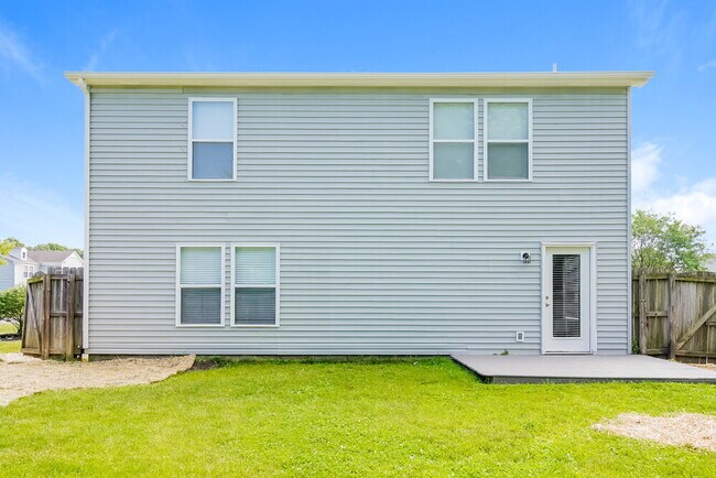 Building Photo - 968 Indigo Dr