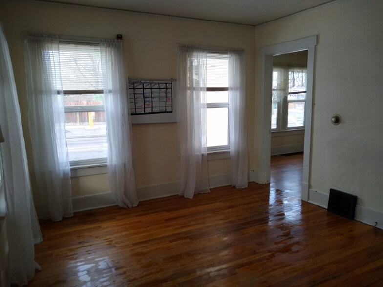 Building Photo - 3196 Ames St