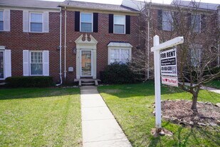 Building Photo - 5 Castlebar Ct