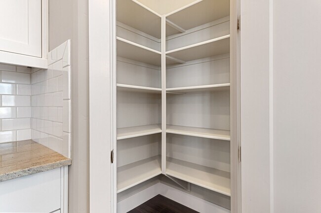 Building Photo - 3846 S Caddis Pl