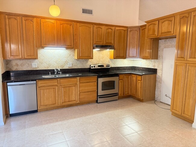 Building Photo - Beautiful home in the desirable Westwood community of Rancho Bernardo