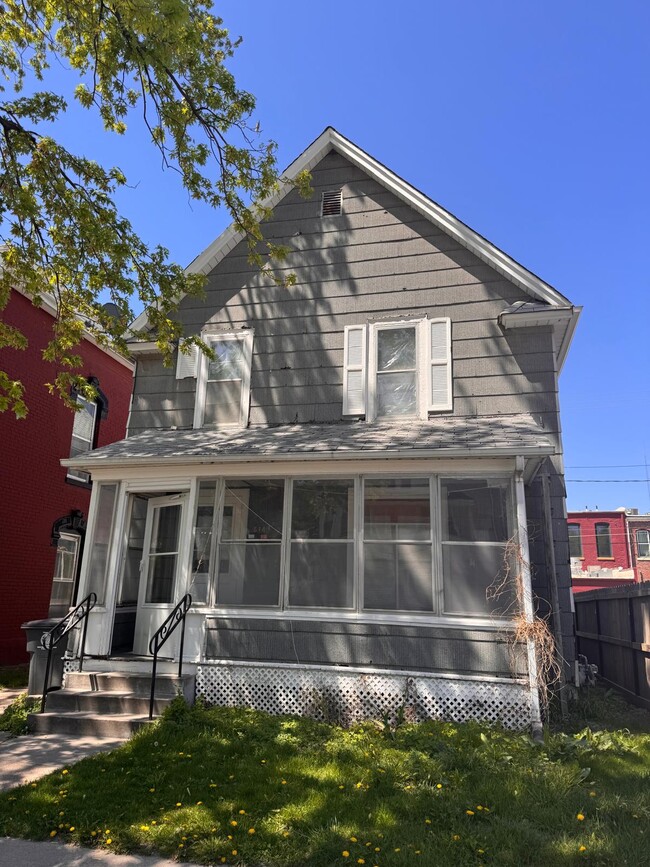 Primary Photo - 514 S 4th St