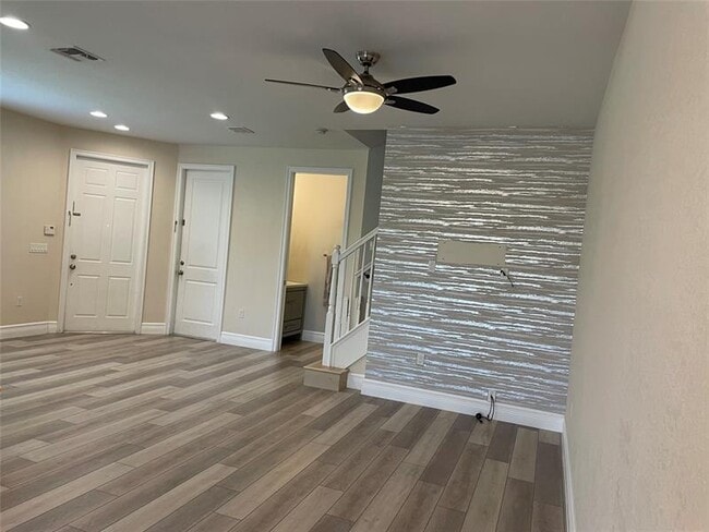 Building Photo - 10845 NW 74th Dr