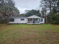 Building Photo - Great unfurnished 3 Bedroom, 2 bath home located in Sneads Ferry