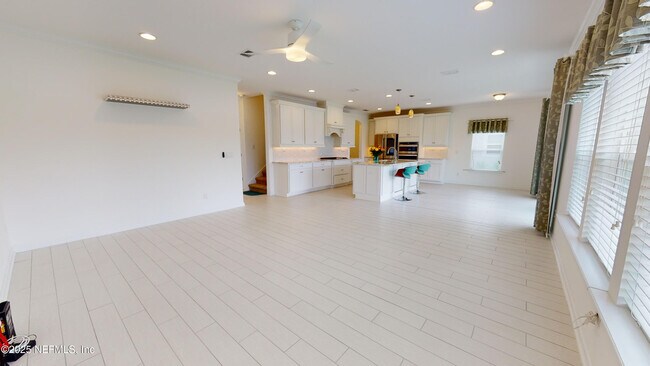 Building Photo - 9808 Kevin Rd