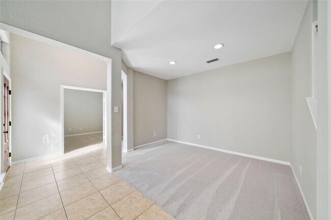 Building Photo - 151 E Greenhill Terrace Pl