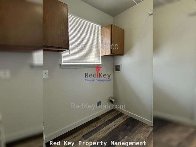 Building Photo - 550 E Single Family Home