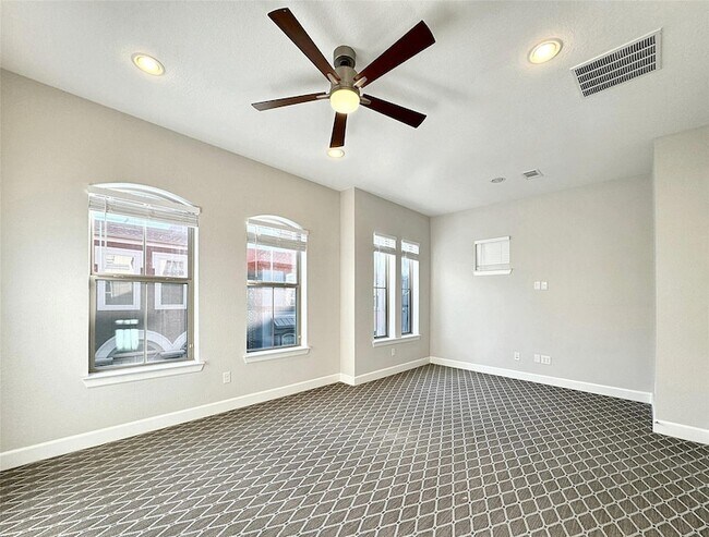 Building Photo - 1367 Branchwood Pl