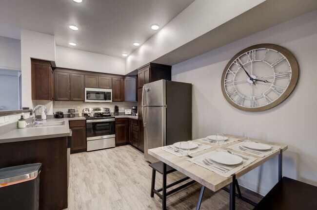 Building Photo - 2210 Remington Way