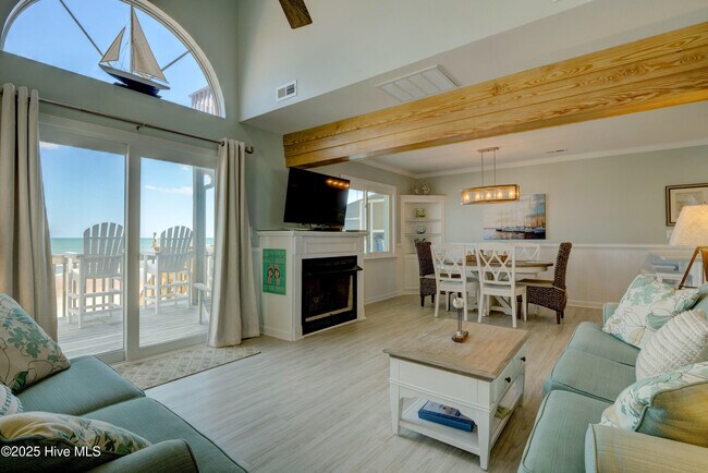 Building Photo - 3946 Island Dr
